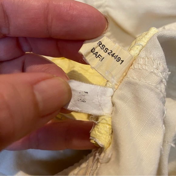 Vintage DA-NANG Light Yellow Y2K Graphic Embellished Cargo Pants Size Medium - Picture 13 of 14